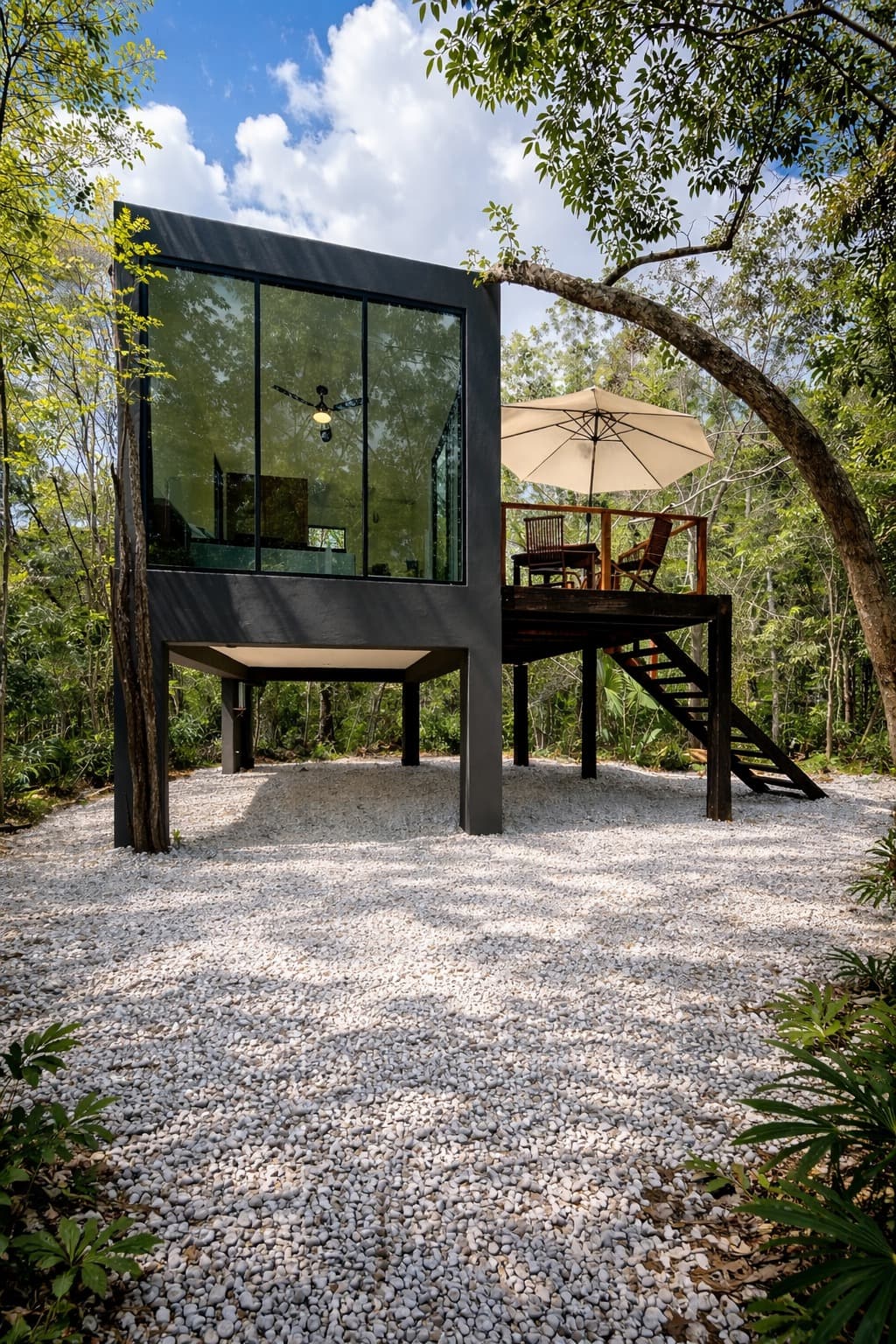 Hábitat moderno en la selva